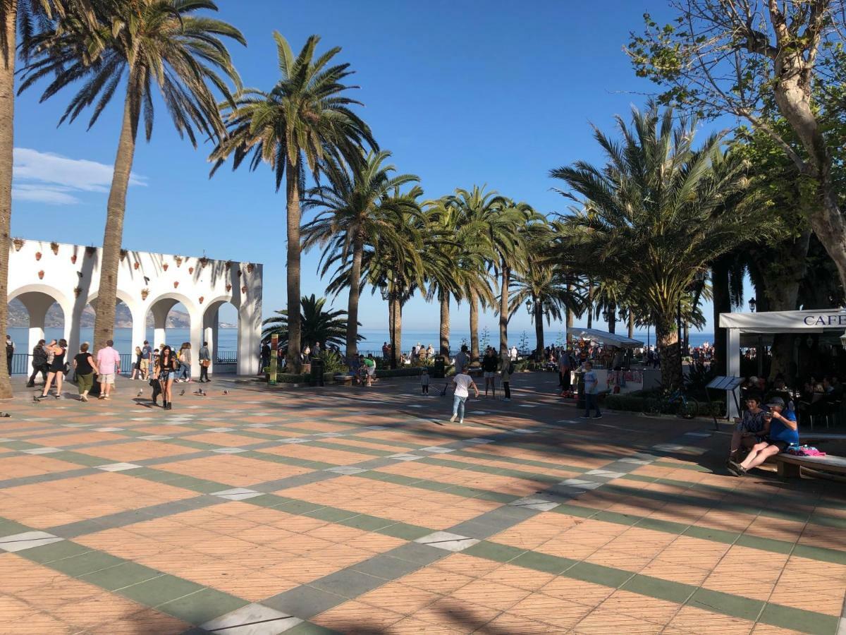 Albi B&B Nerja Εξωτερικό φωτογραφία